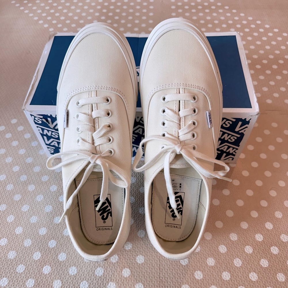 VANS Vault Authentic Canvas White on White Sneakers Men’s 11 - New